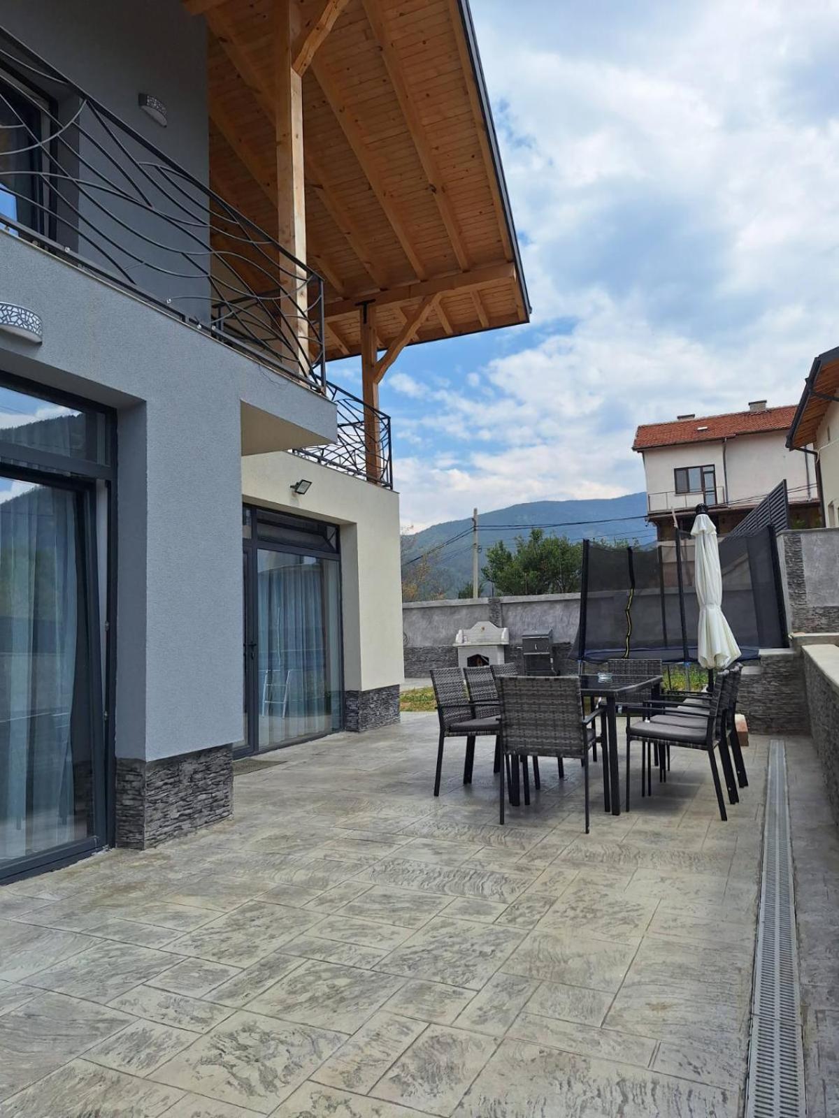 Къщи За Гости "Алитея" Sapareva Banya Exterior photo